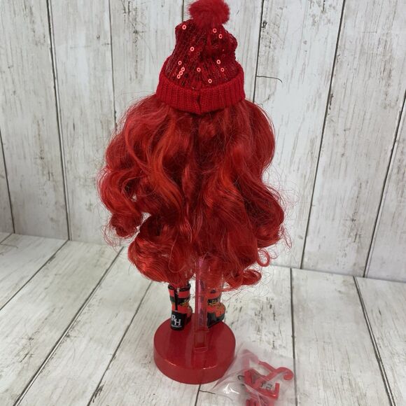 Rainbow High Fashion Doll Winter Break Ruby Anderson With Snowboard - Picture 5 of 6